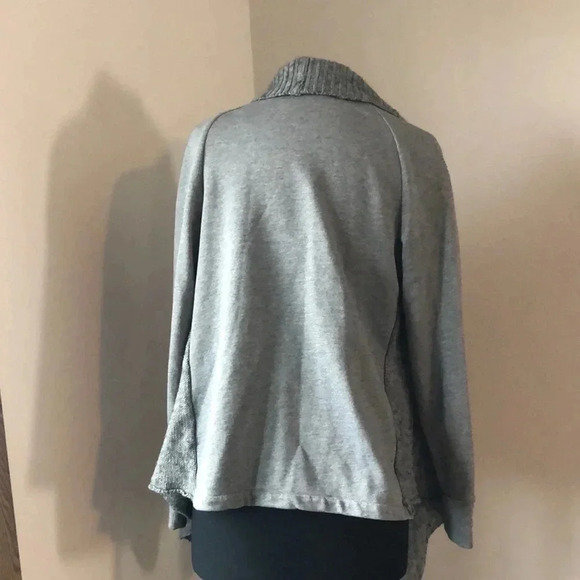 Calvin Klein Cardigan - Picture 3 of 4